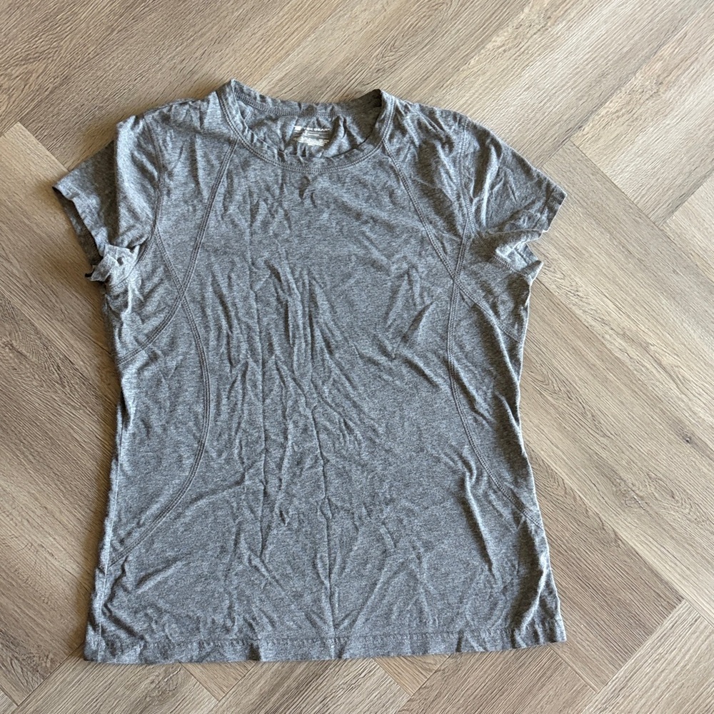 Tek Gear Heather Gray Women's Short Sleeve Tee